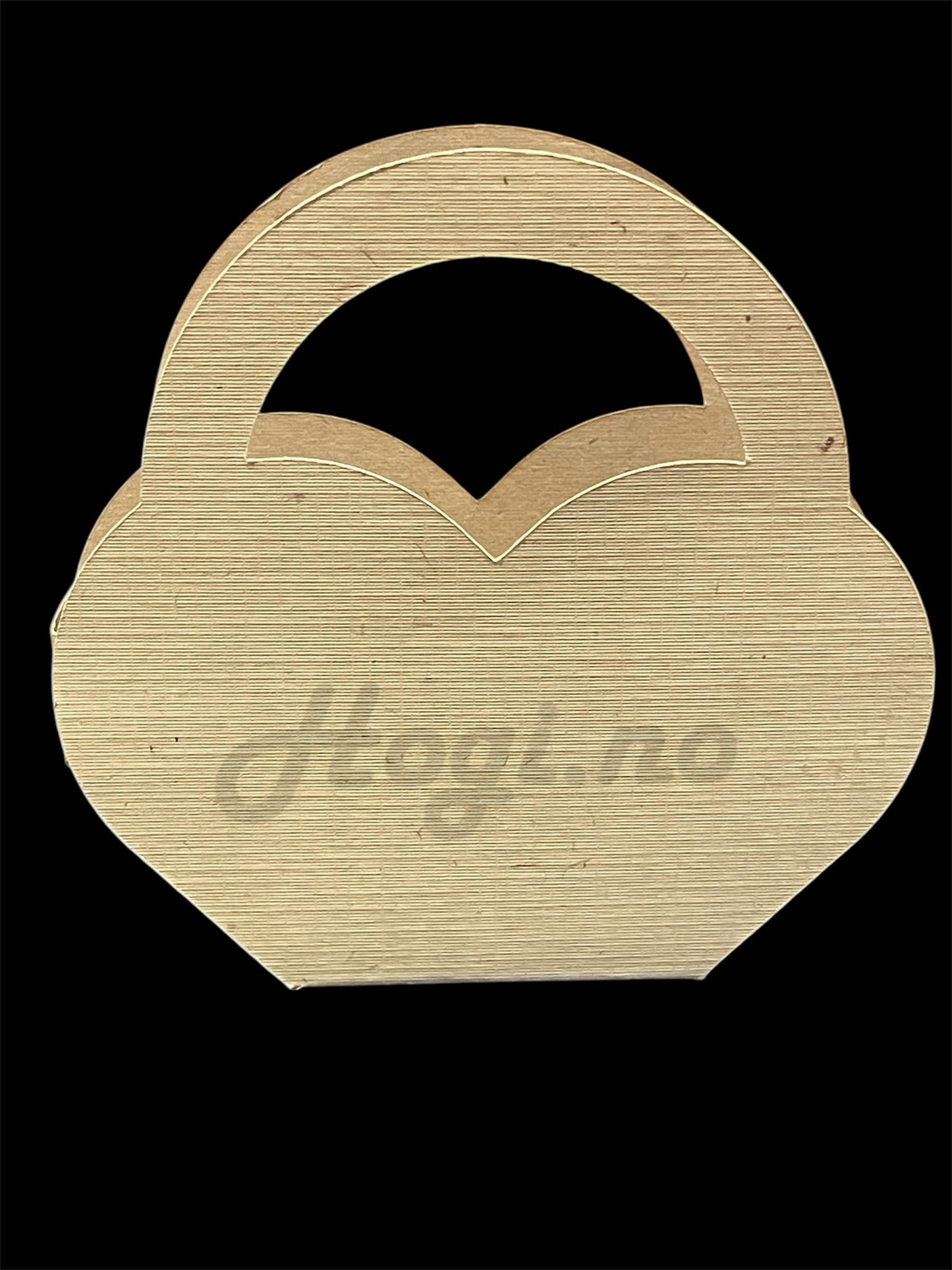 NYHET! - Hogi.no s Enkel DIY hjertekurv❤️ Flere farger å velge mellom.