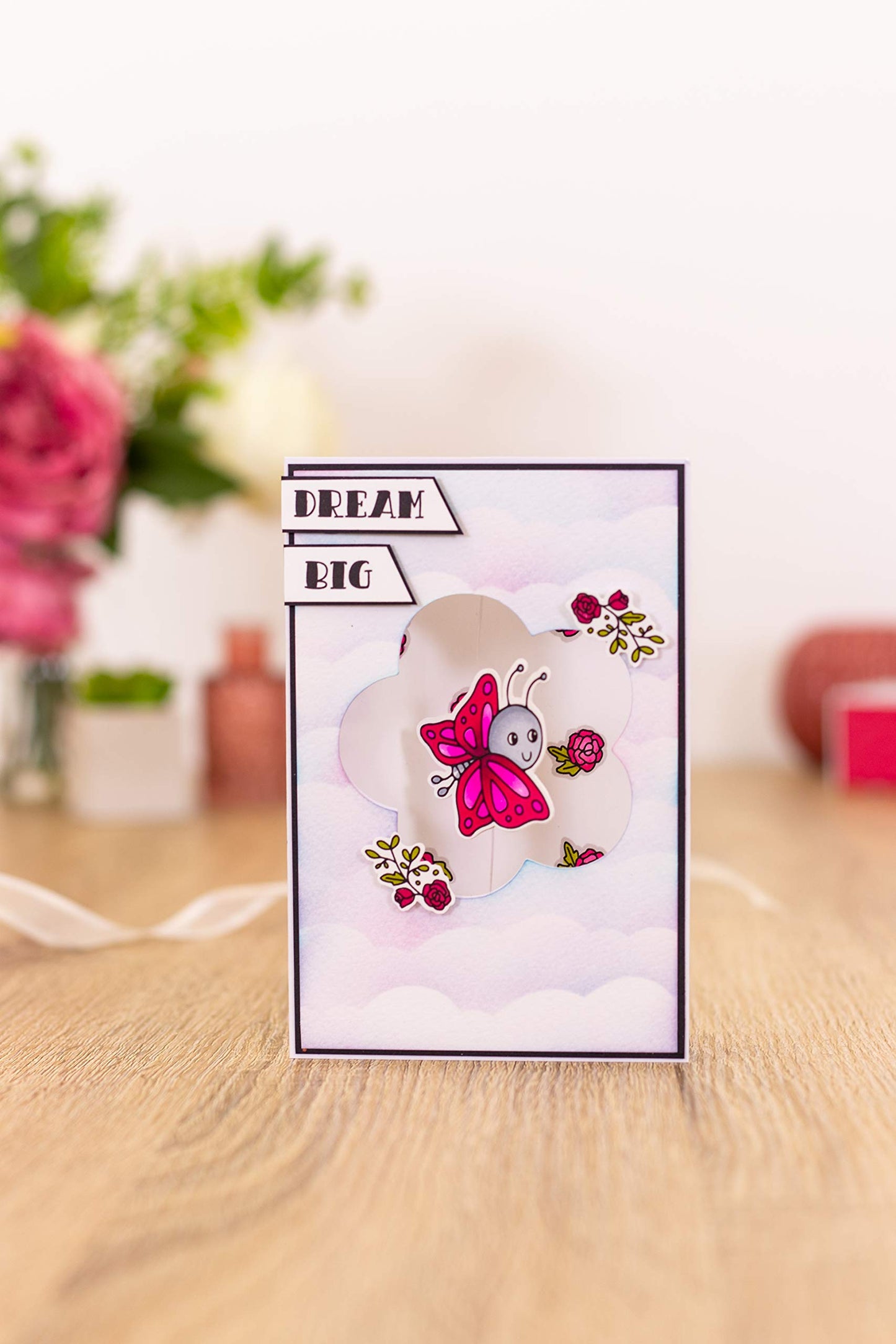 Gemini - Twirling butterfly Stamp & Die (GEM-STD-TWIRLBY)