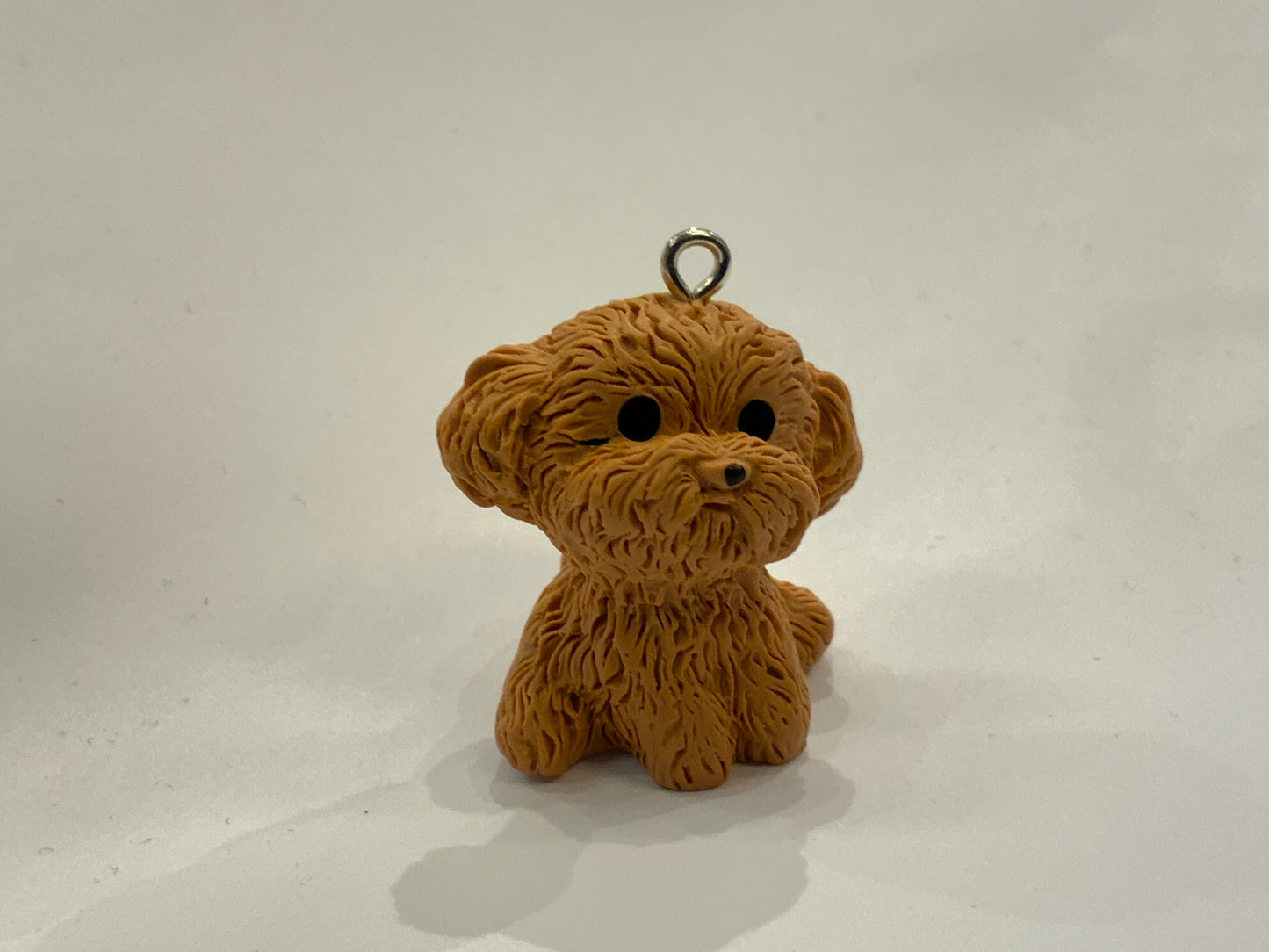 Mini hund - i forskjellig positur 1 stk pr pk