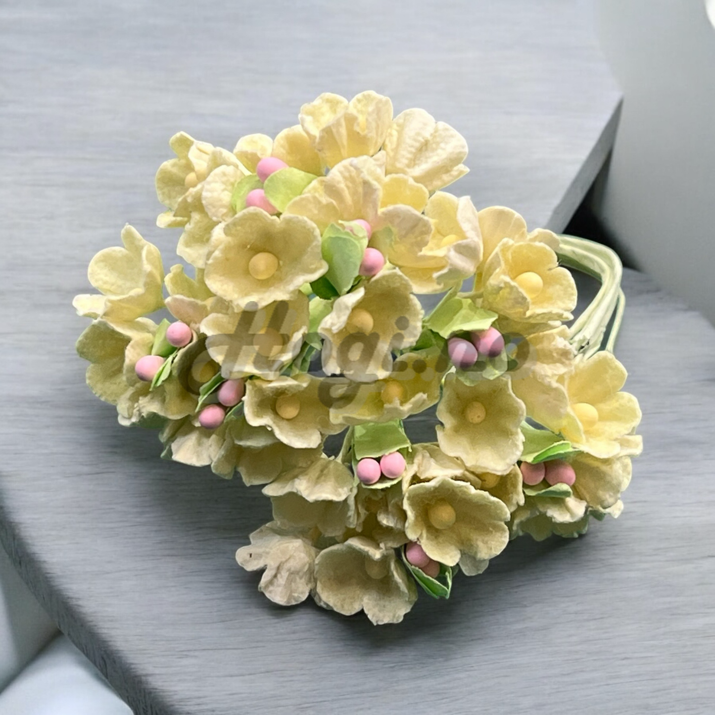 NYHET! Blomster små - bukett 8 bunter pr pk, velg farge