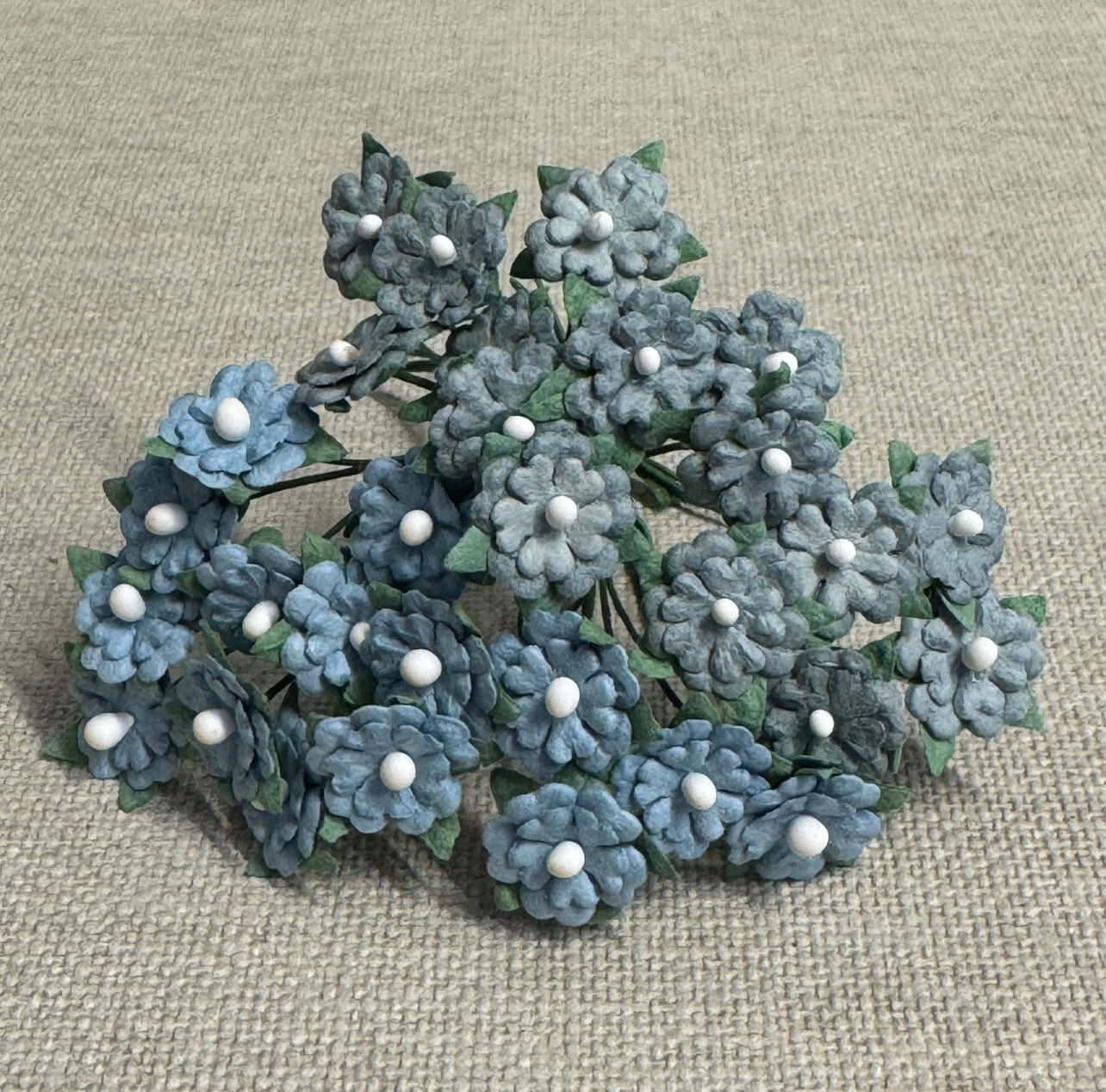 NYHET! Papirdesign - Miniblomster , Vintage blå