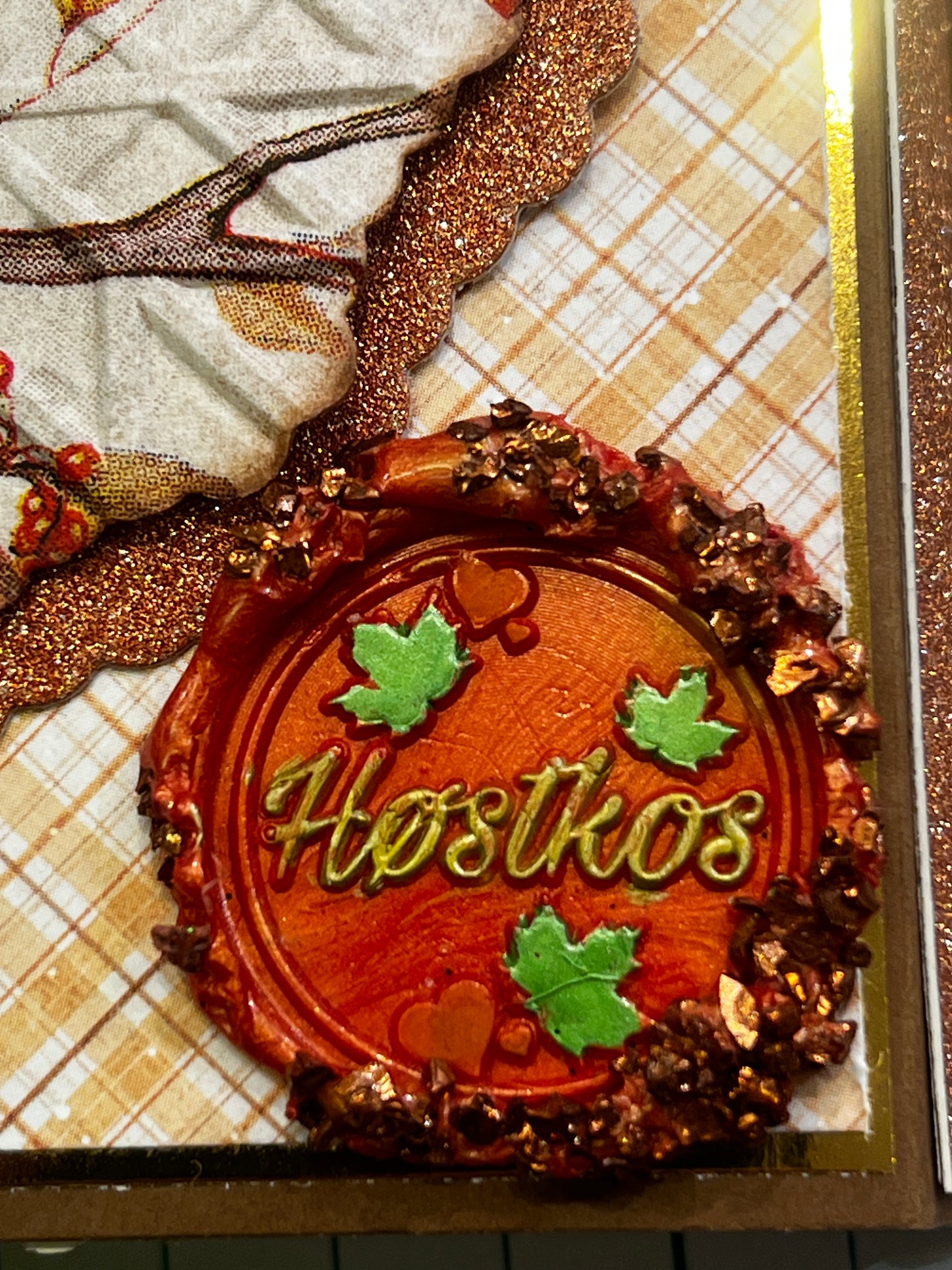 EKSKLUSIV NYHET! Hogi.no’s design: «Høstkos med høstblader» 🍂 lakkseglstempel. - Ø:3cm