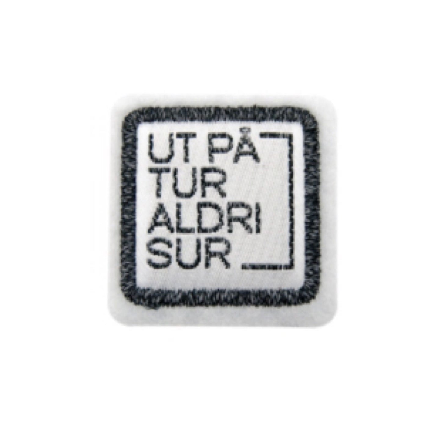 Kort & Godt symerke med refleks: «Ut på tur aldri sur»