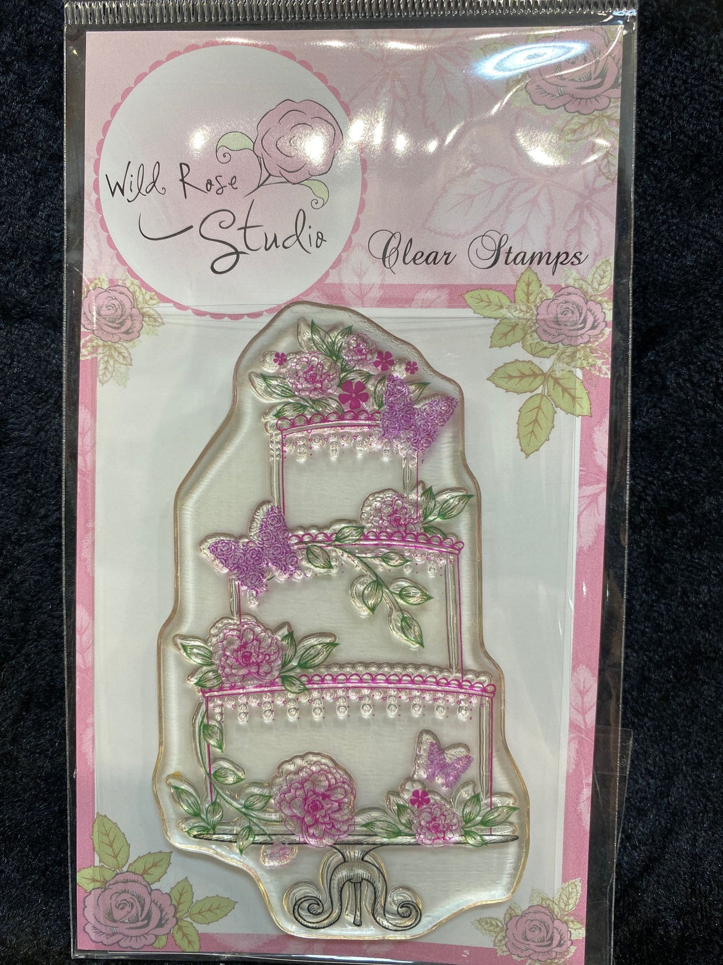 Wild rose studio wedding cake