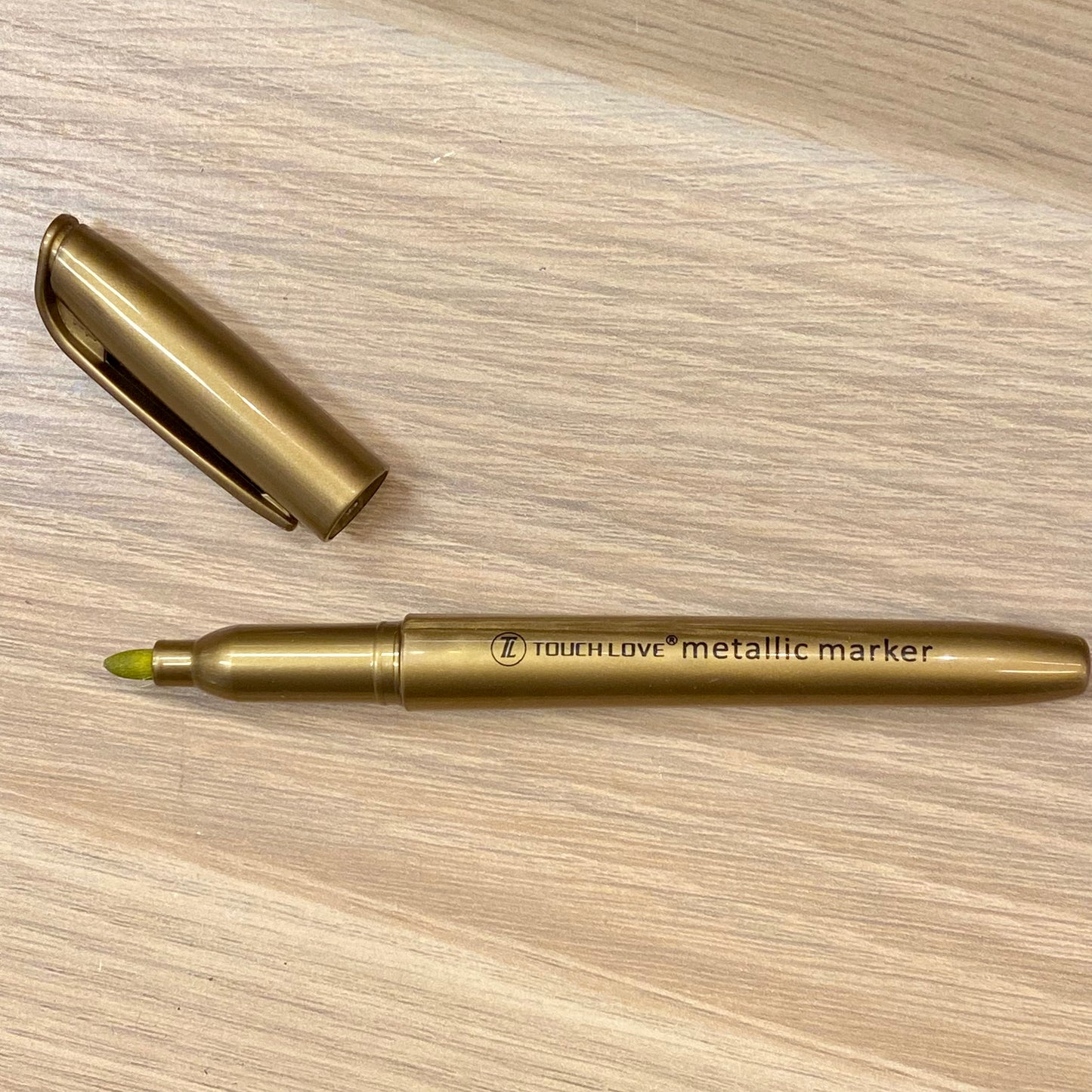 Touch love metallic marker gold