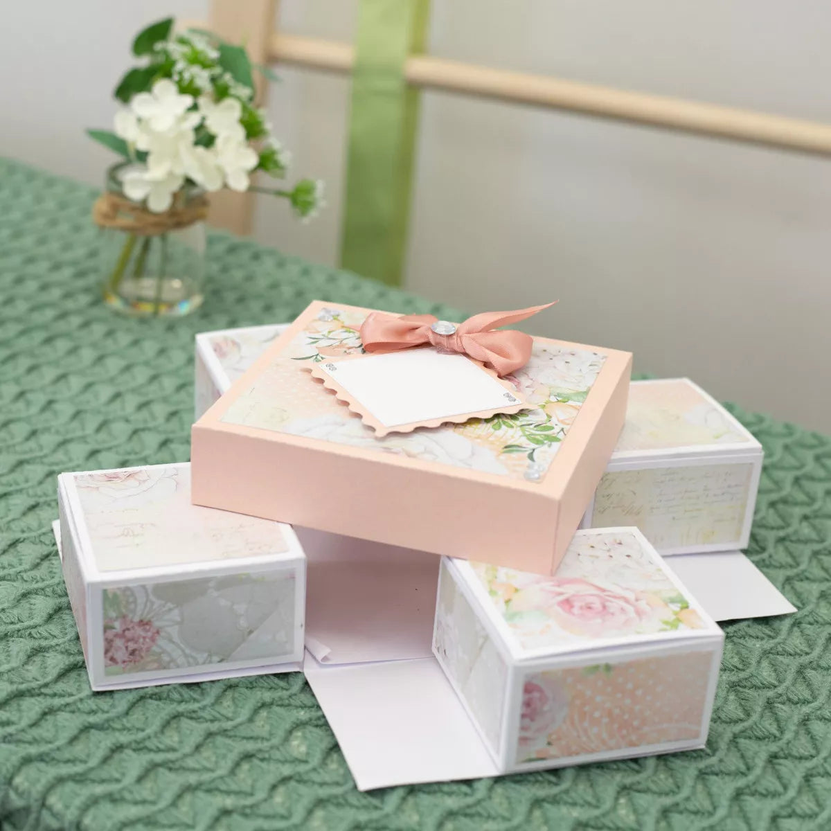 Gemini dies - Gemini Dimensionals Die and Stencil - Picnic Treat Box ( Gem-md-dim-picnic)