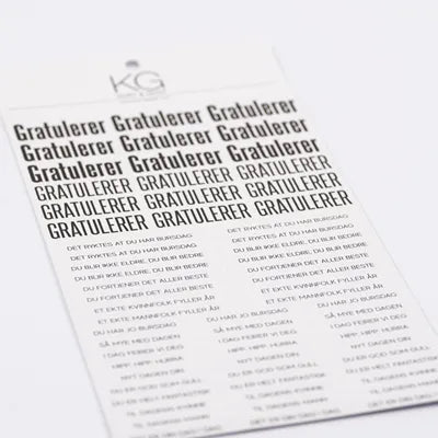 Kort & Godt klistremerker - sti1001 Stickers - Gratulerer hvit