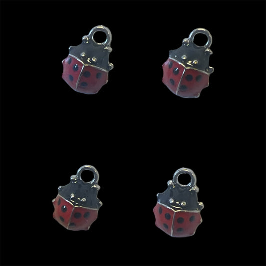 Charms - Lykkedyr / marihøne 🐞 - 4 stk