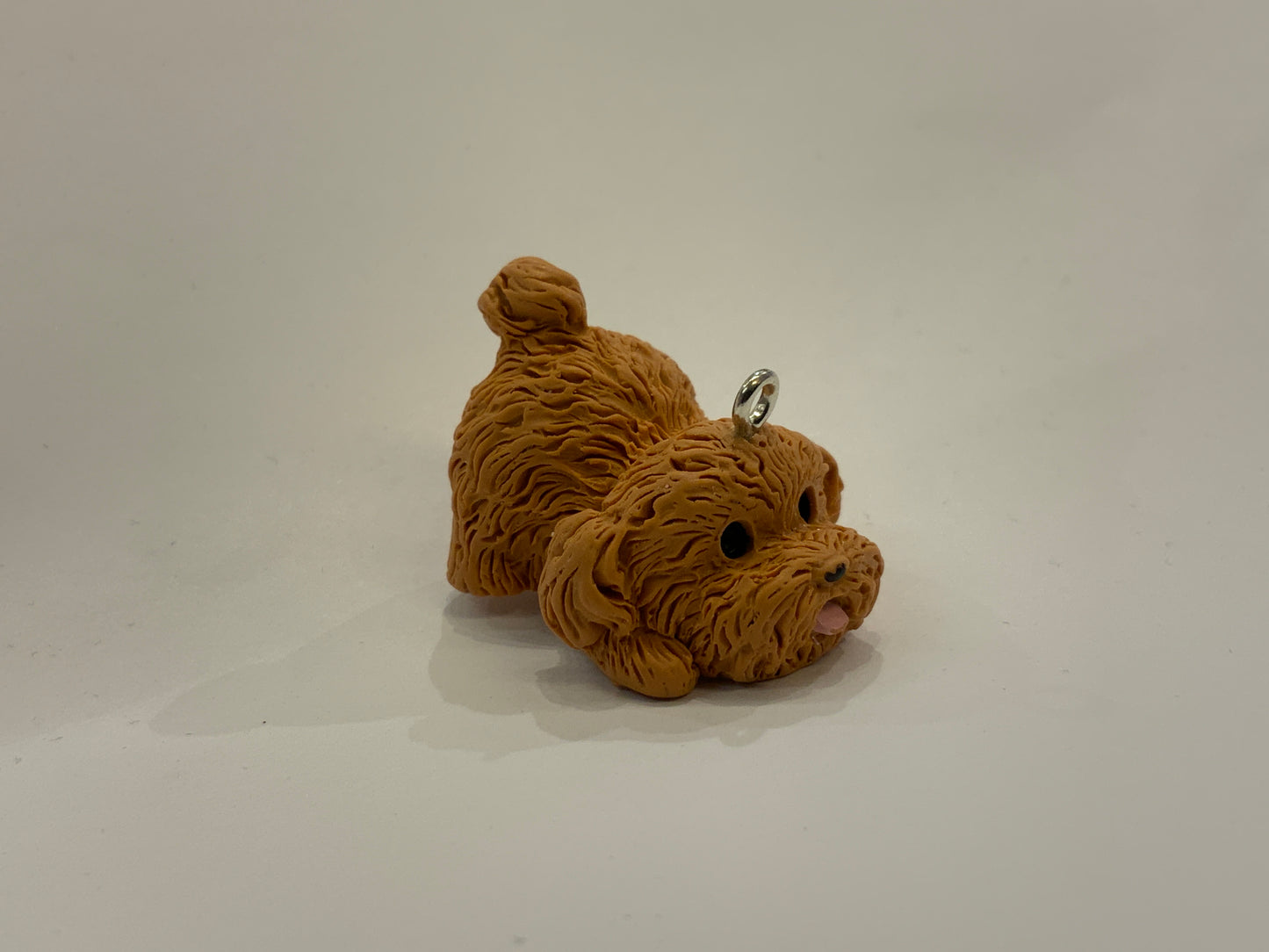 Mini hund - i forskjellig positur 1 stk pr pk