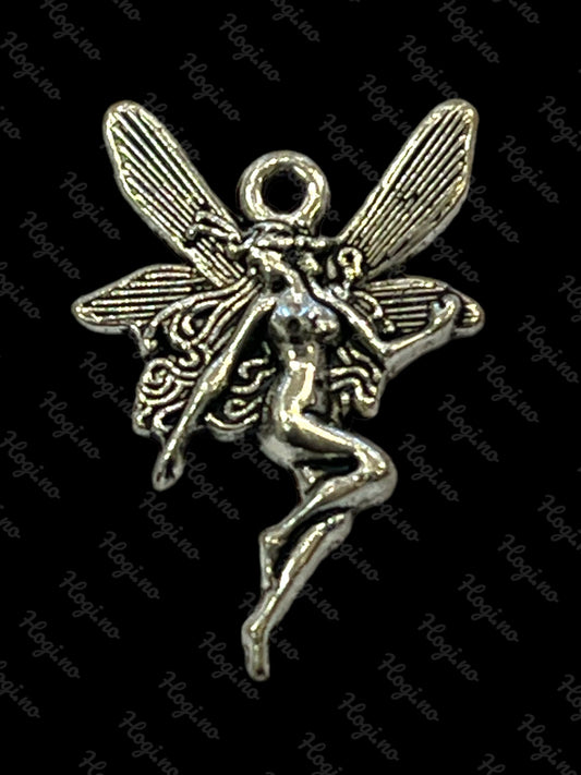 Charms - sølvfarget fe / fairy