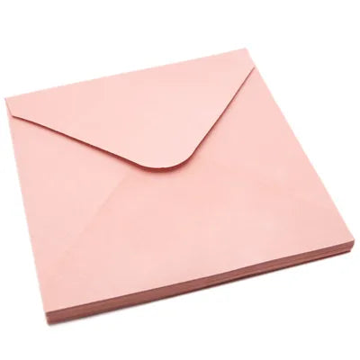 Konvolutter varm rosa 10 stk  str: Størrelse: 16x16 cm.