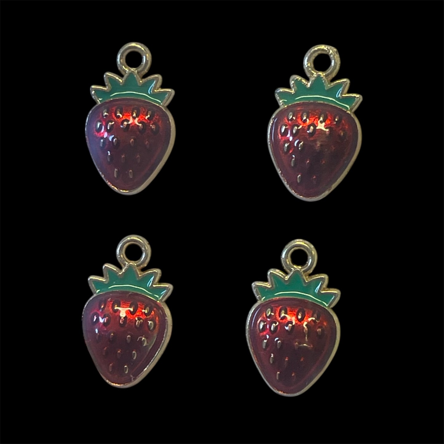 Charms - jordbær 🍓 - 4 stk