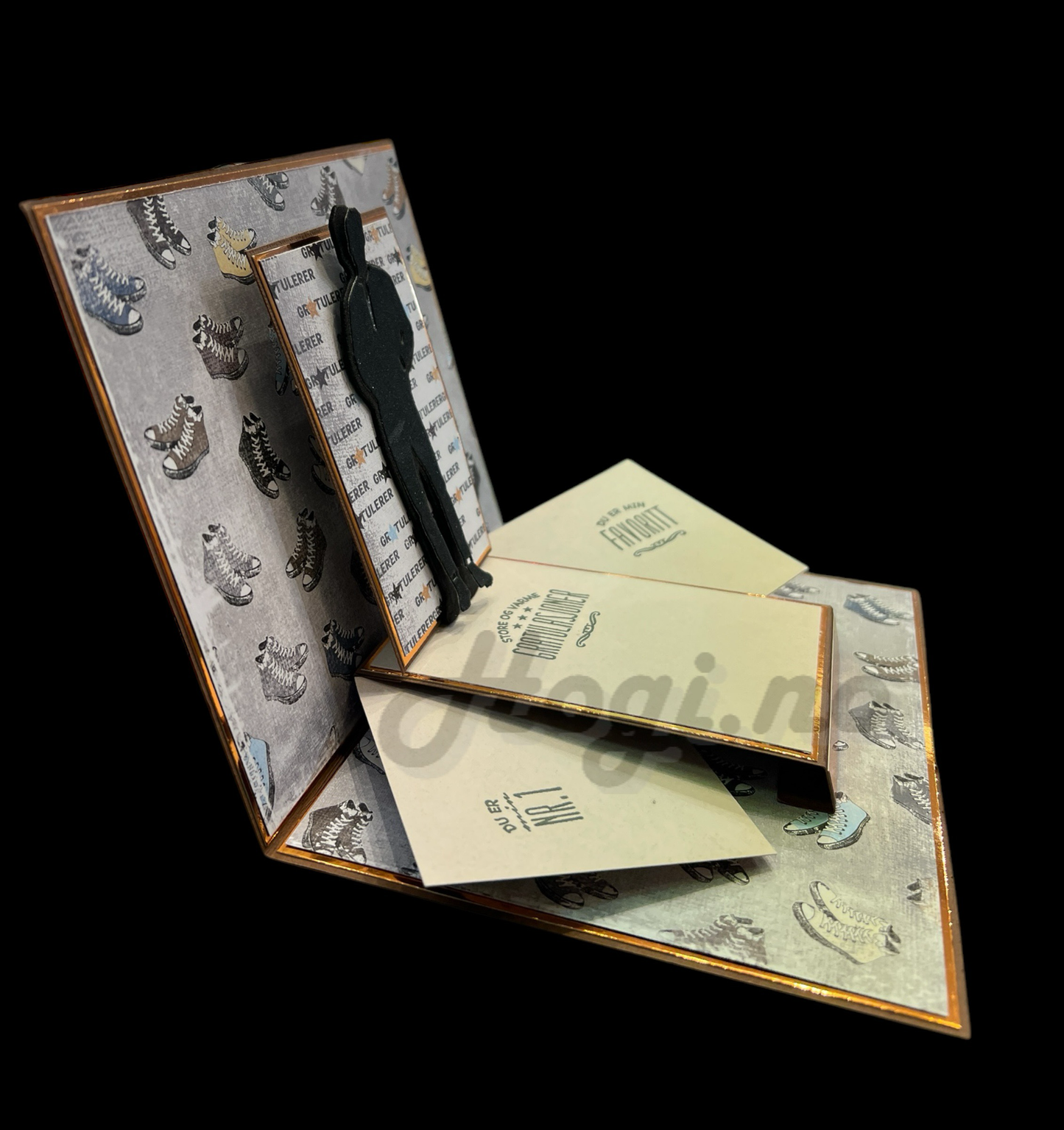 NYHET! Hobbypakke/ hobbykit - Morro brettekort med sving pop-ut