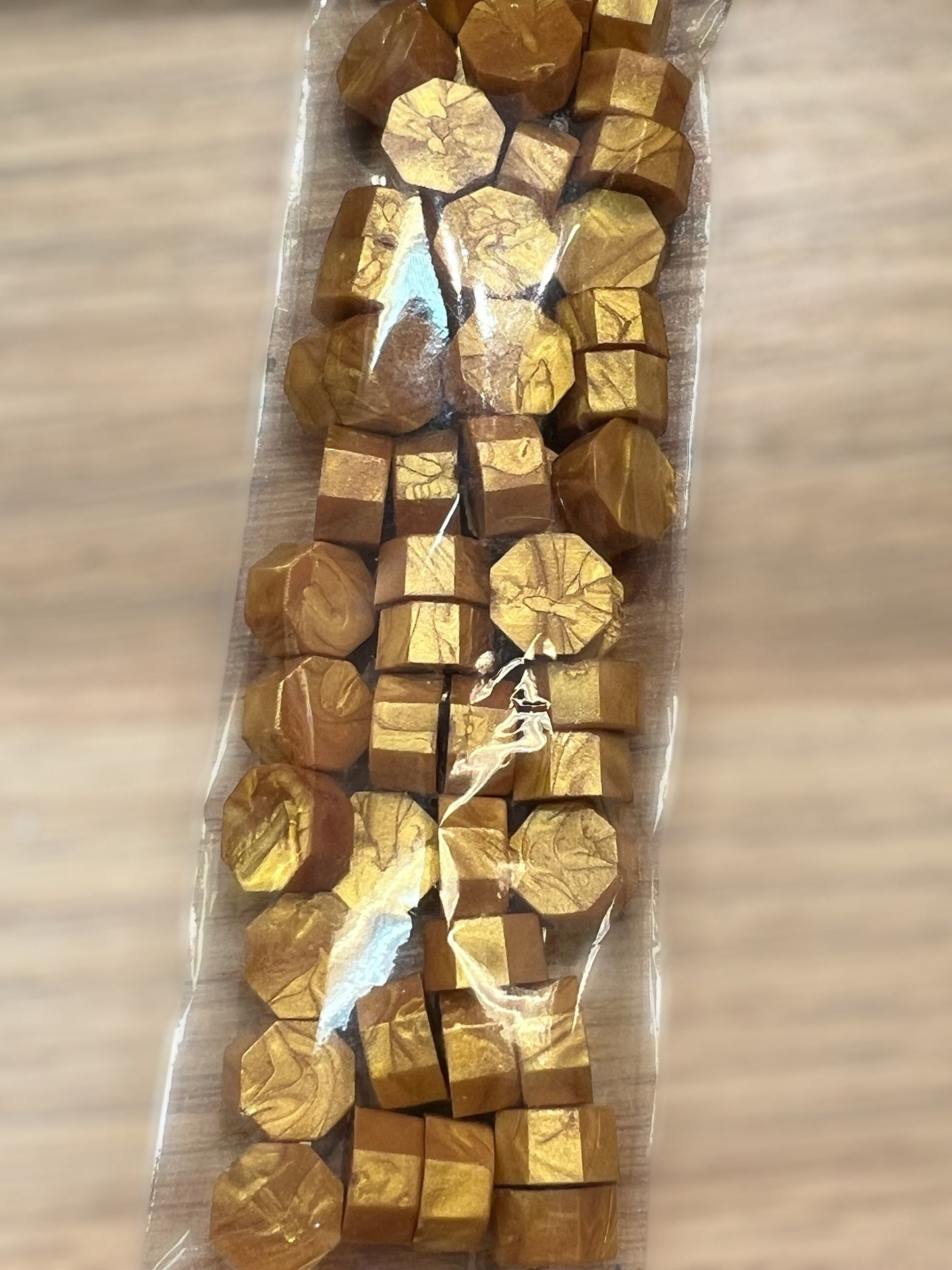 Wax octagon - gull - voks til bruk med lakksegl/ lakkstempel 17g