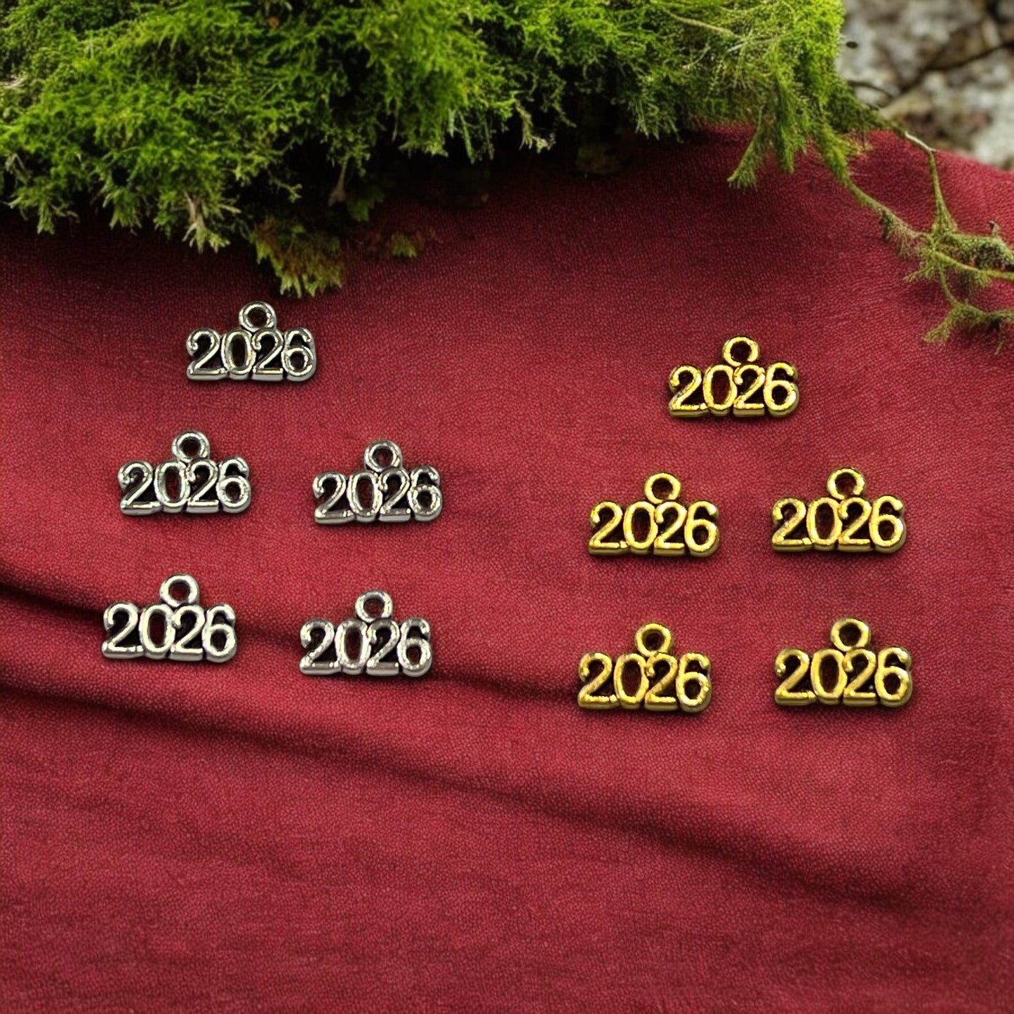 Charms - miniatyr - metallcharms - 2026- 5 stk i pk velg farge