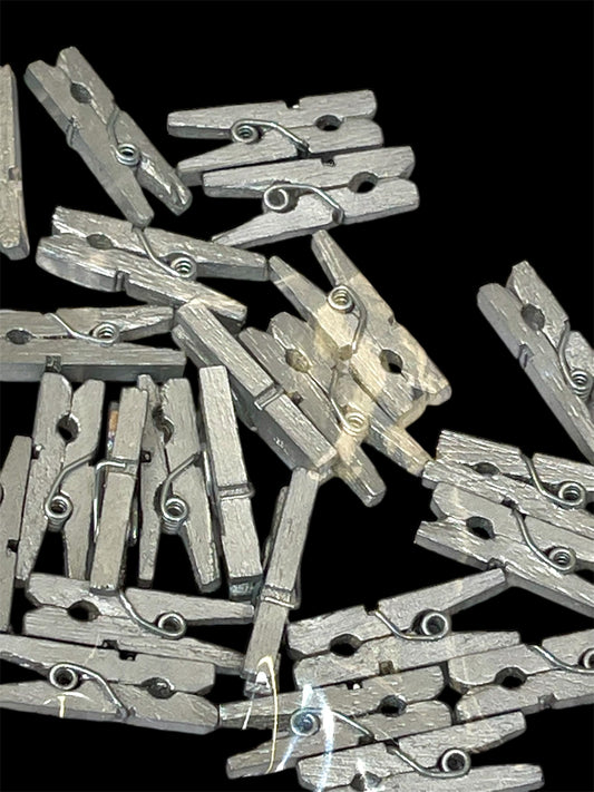 Klyper -små 2,5cm- 24 stk sølvfarget