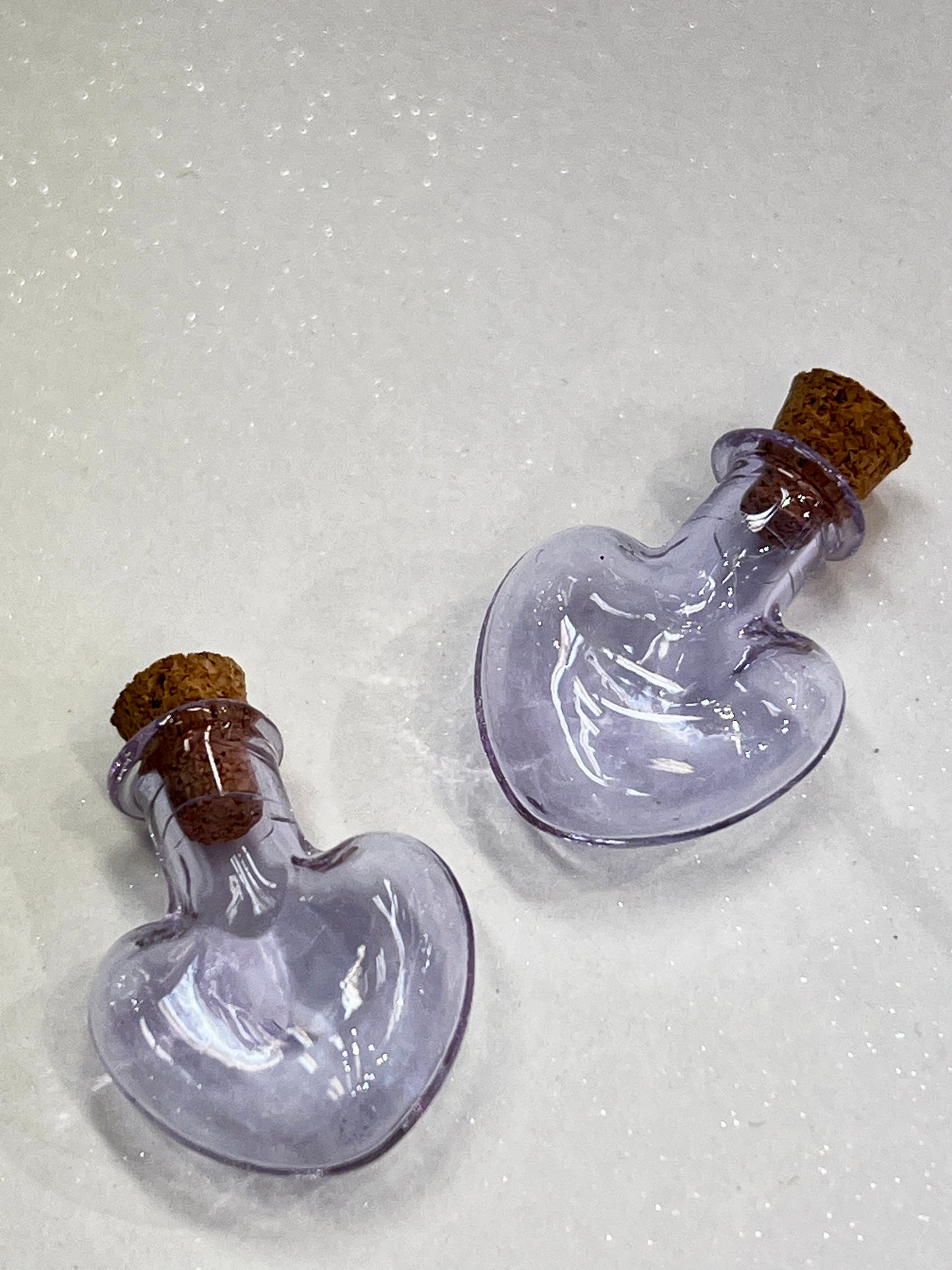 Mini flaske med kork - flere design og farer å velge mellom.