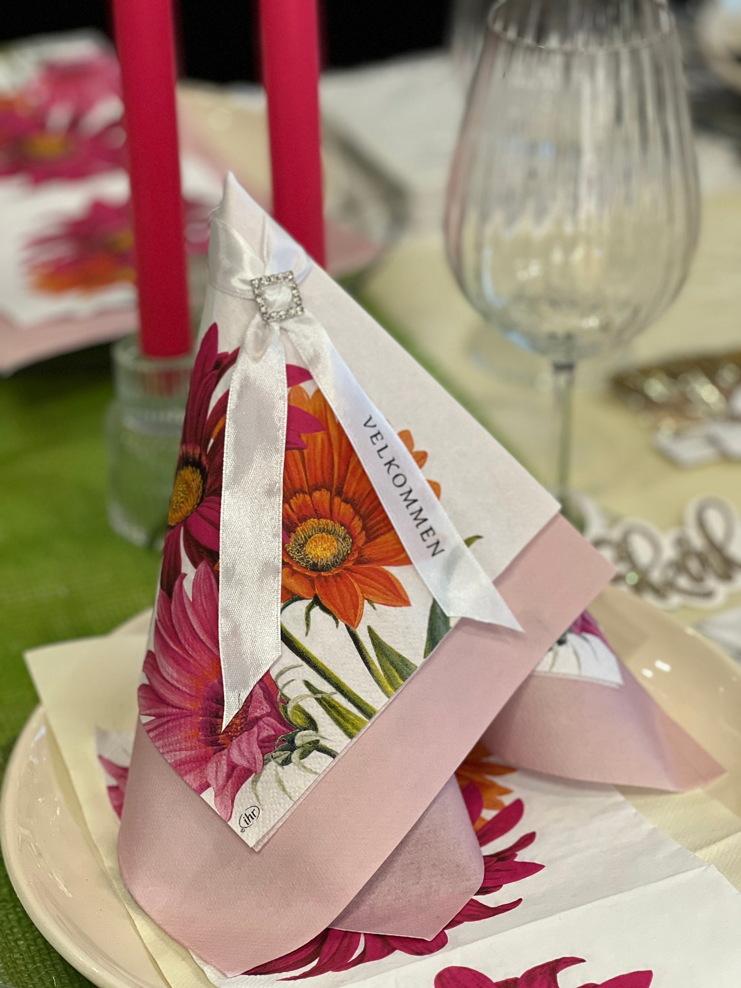 Bordkort - sløyfebånd med personlig tekst