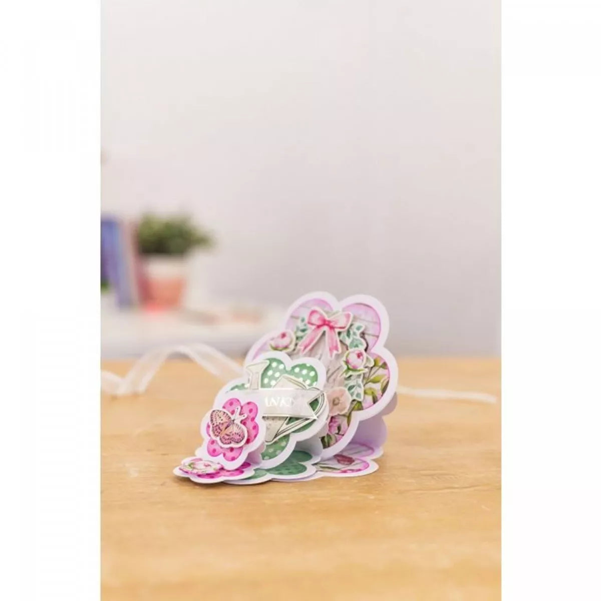 Gemini Crafter's Companion - Create-a-Card Triple Easel Flowers Papercraft Die Set