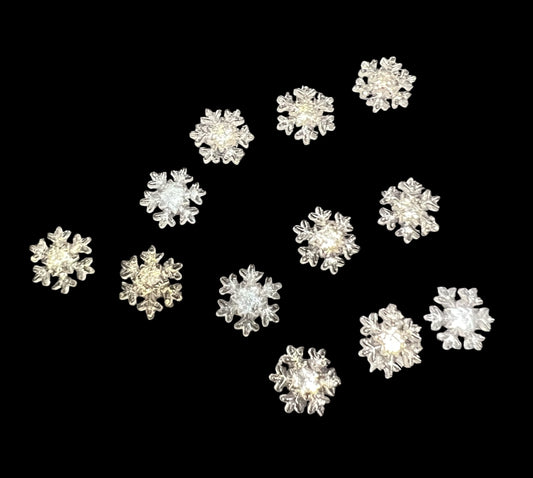 Charms - hvite/transparente snøkrystaller 12 stk ø: 7mm