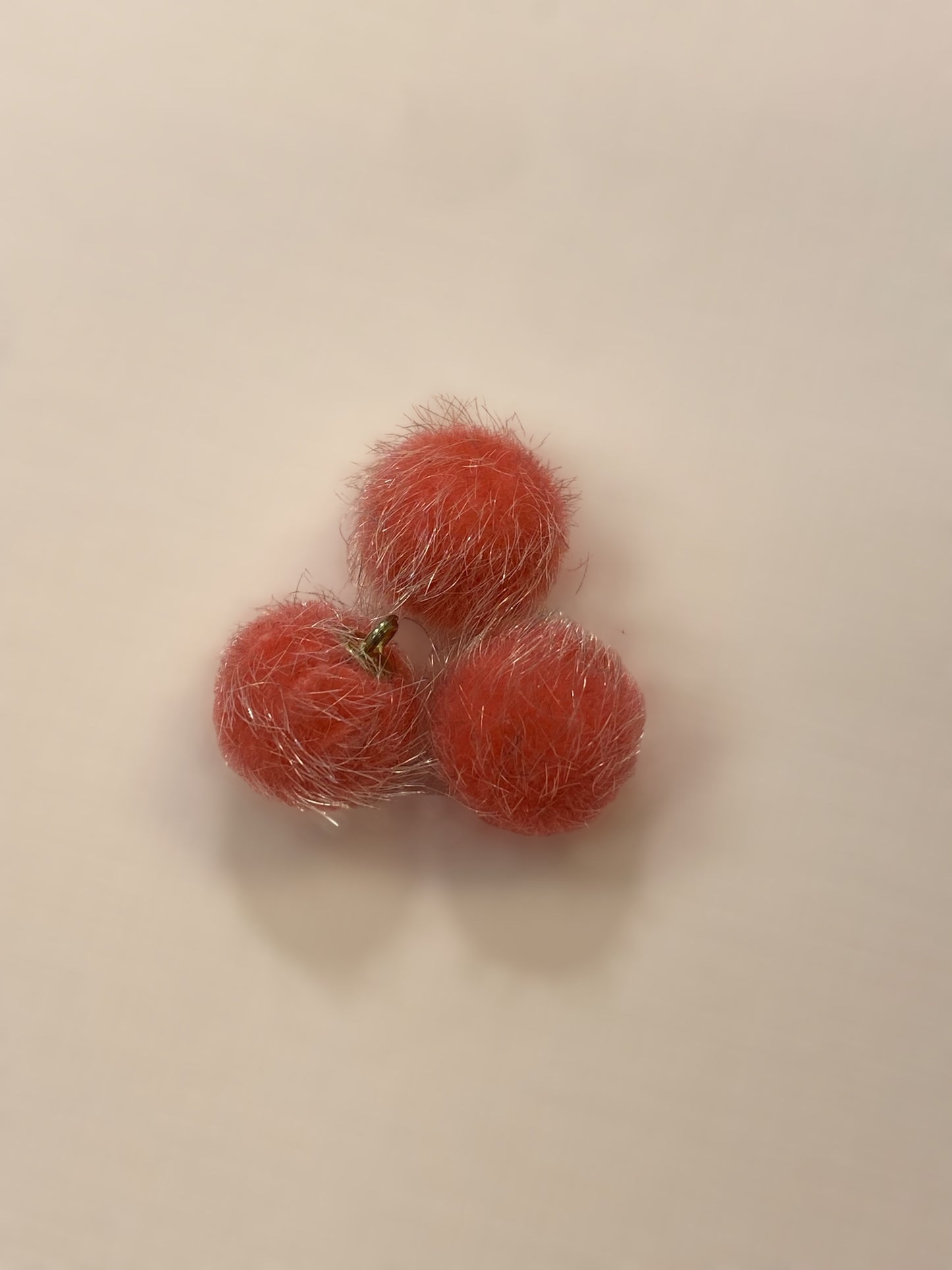 Pom pom, mini, med  fuskepels, MANGE FARGER Å VELGE I😍