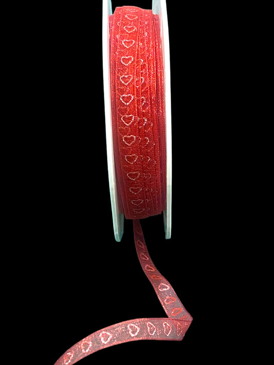 Sheerbånd - Rødt shimmerbånd med glitterhjerter sølv. 7mm