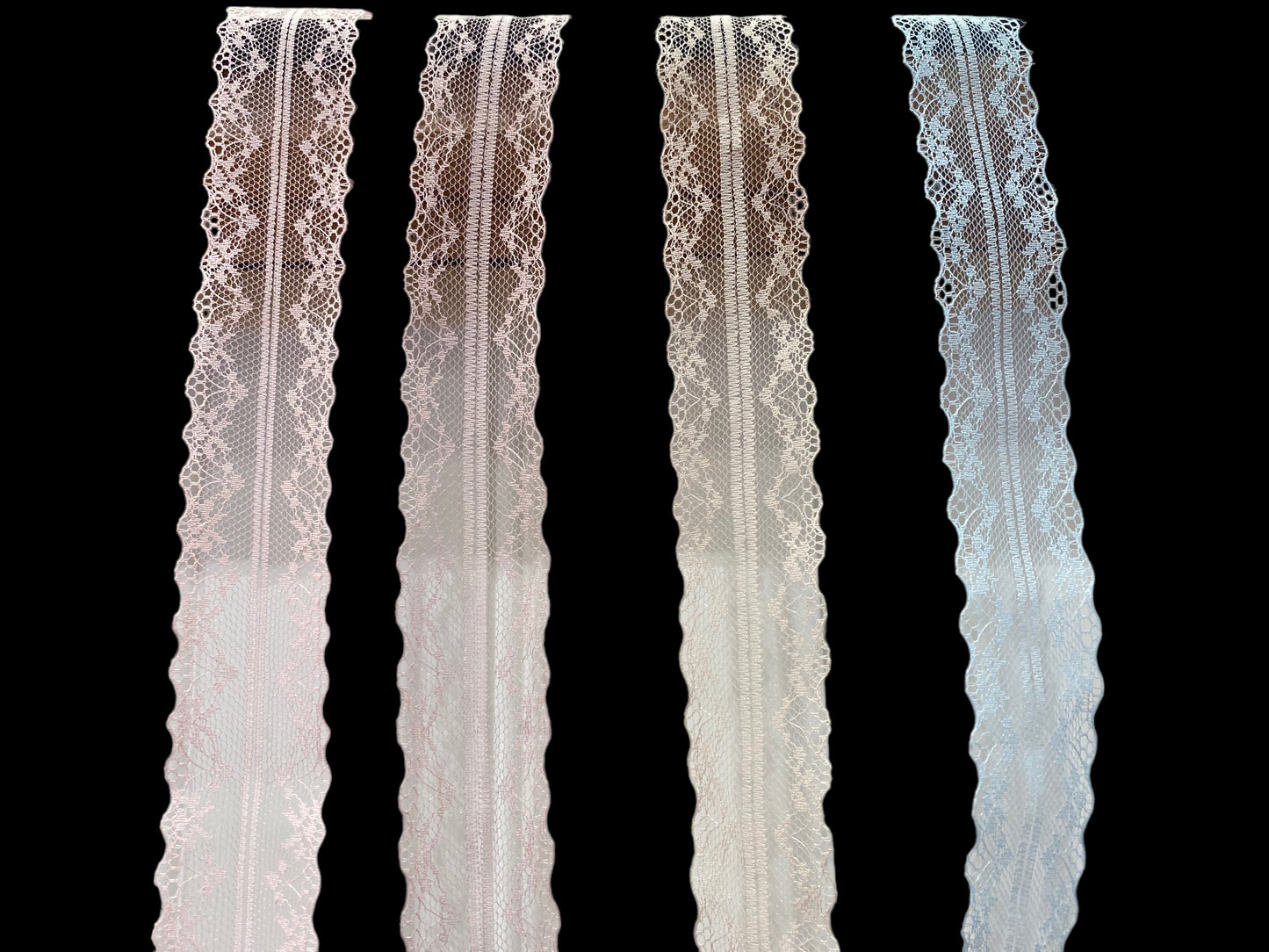 Valentina bånd - blonder 38mm 15 kr pr.m