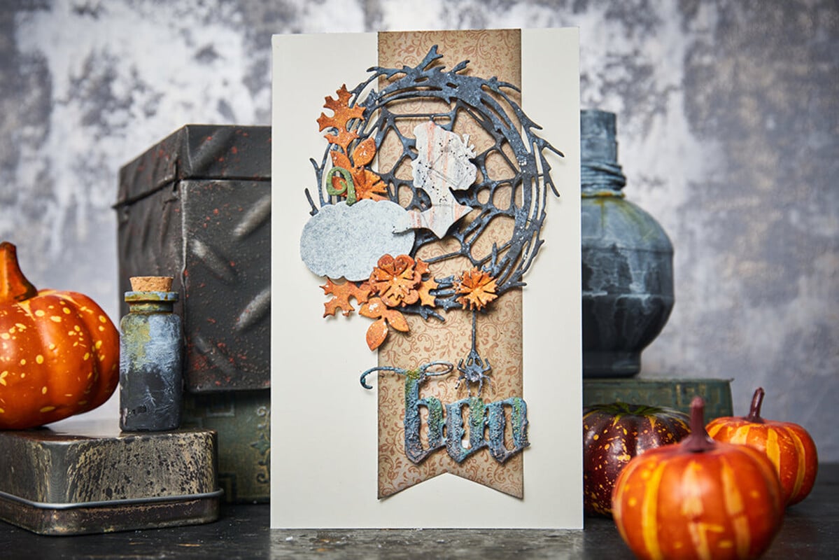 Sizzix Thinlits Die by Tim Holtz Vault Foliage Wreath