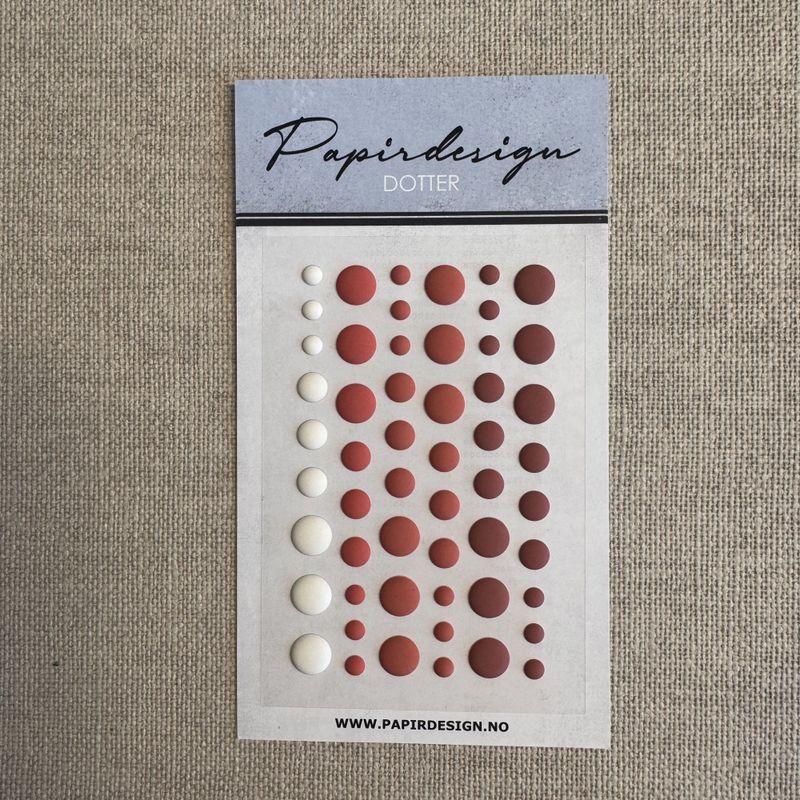 NYHET! - Papirdesign matte selvklebende dotter/ dots/ halvperler - Vintage rød