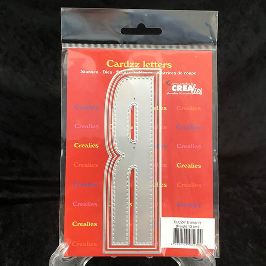 Forhåndsbestill! Kommer snart på lager igjen. Crealies cardzz bokstav die: R. h:13cm. 3stk dies  i pk