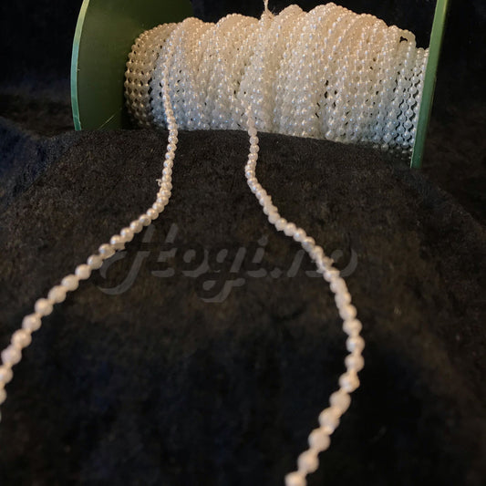 Perlebånd runde perler hvit 2mm