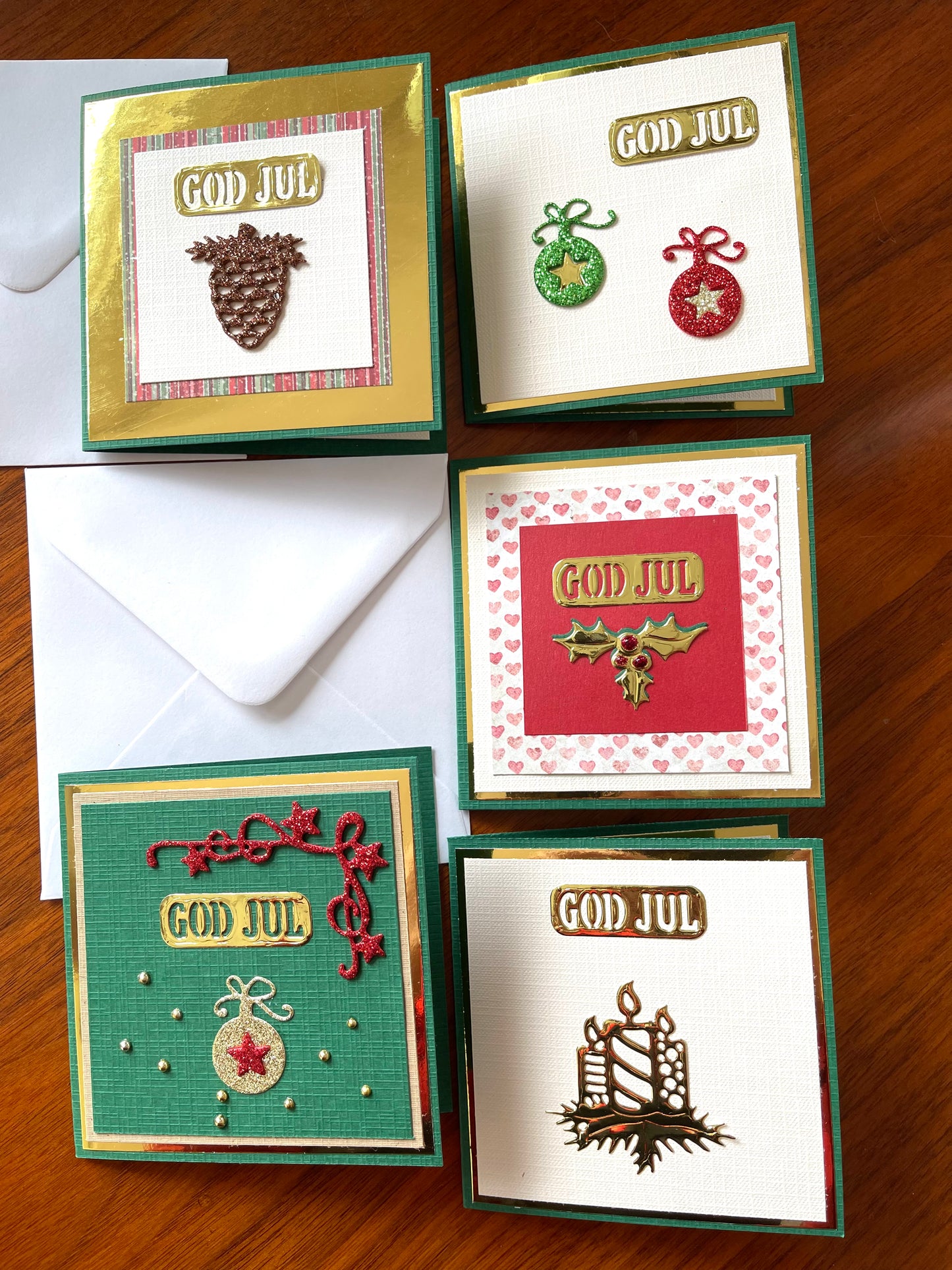 Hobbypakke/ hobbykit « Boks til konvolutter og kort/ gavelapper marsipan /sjokolade  »