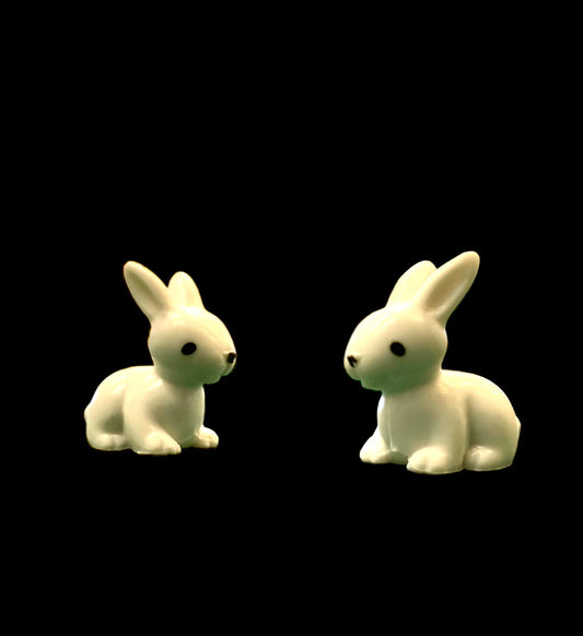 Hvite kaniner 2 stk miniatyr