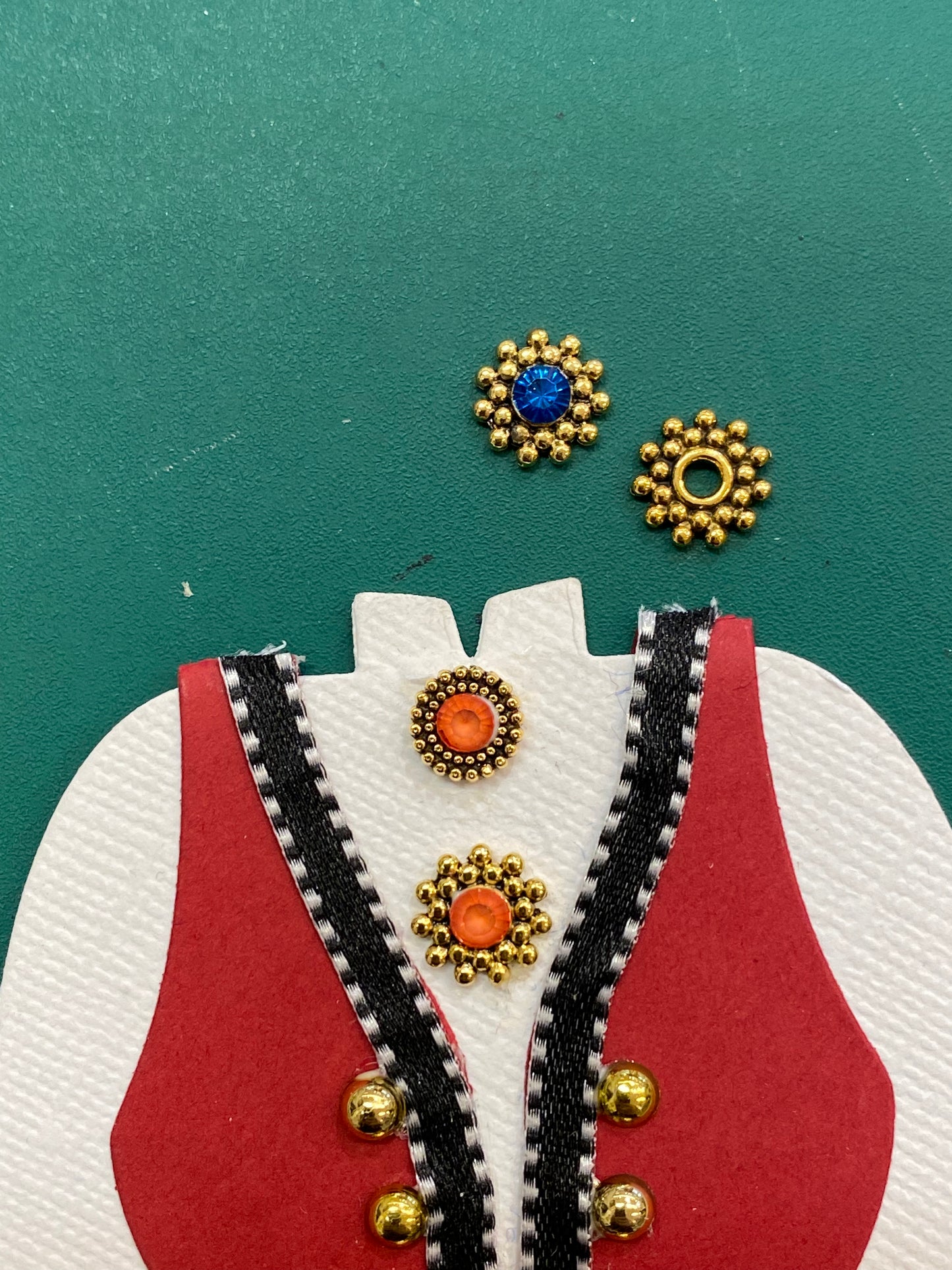 Charms til bunadskort m.m, metall «gull»- 5 stk pr pk.