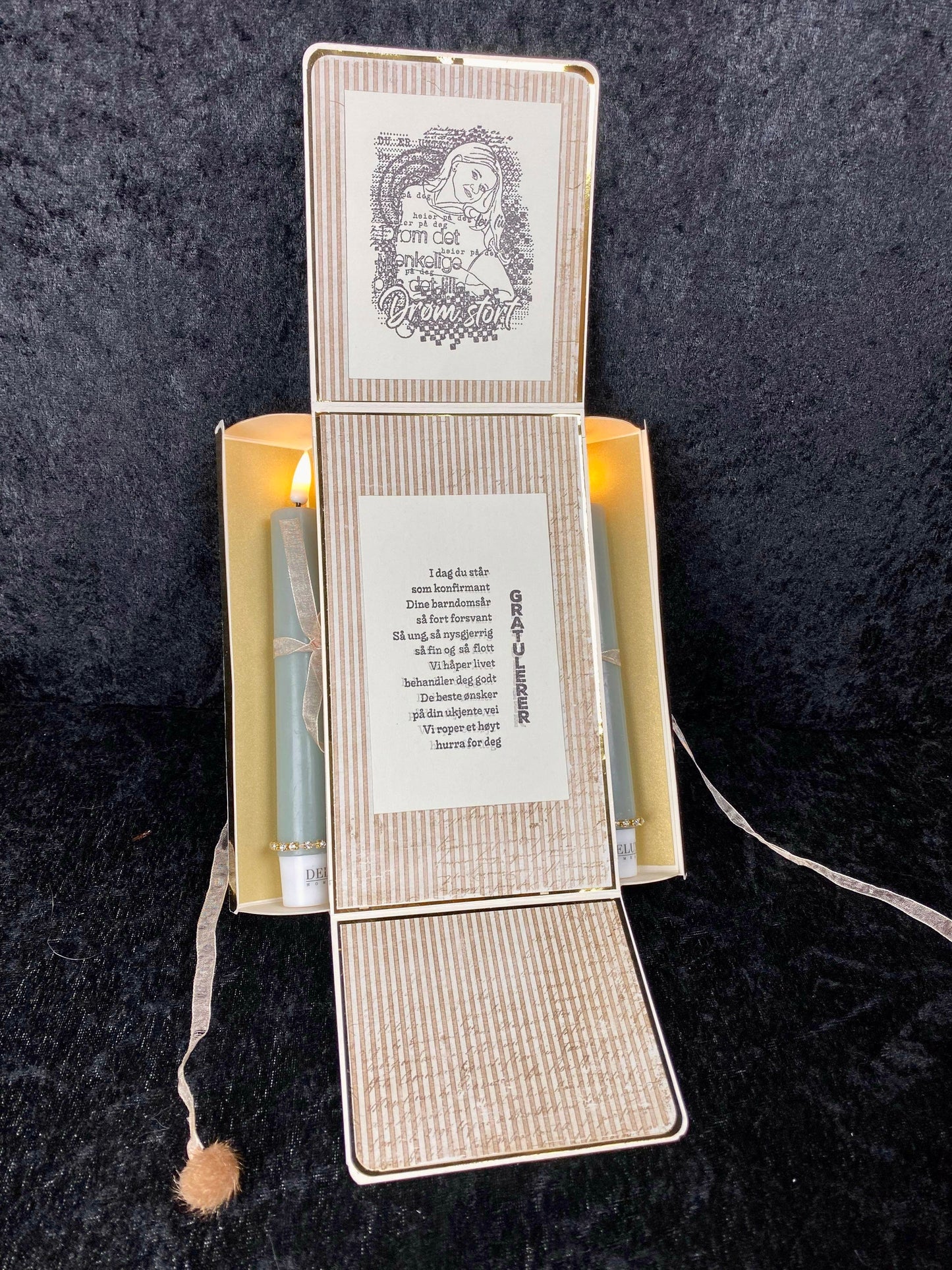 Hobbypakke - Eske med to «vipperom» og innebygget kort