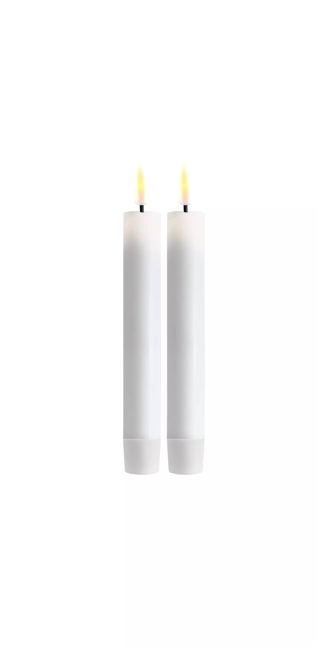 LED Dinner Candle - 2 stk- Hvit / Hvite LED kronelys. H:15 cm
